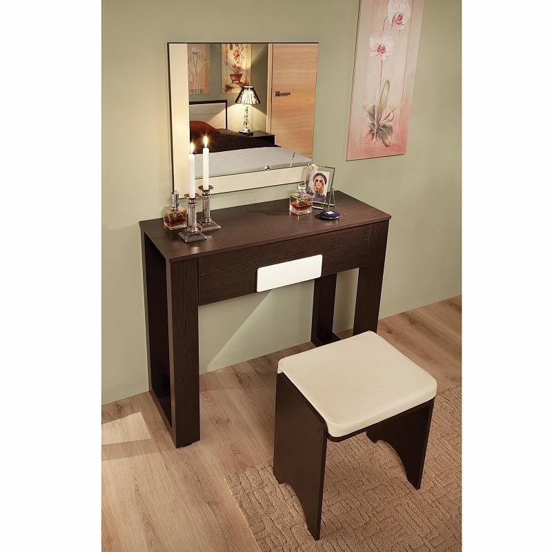 Столик туалетный Амели 6