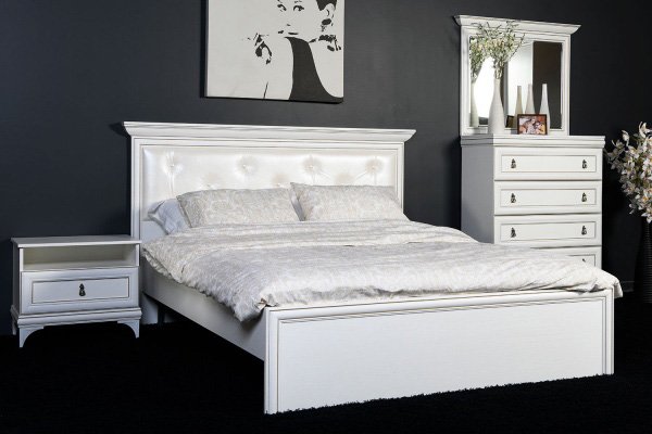 Кровать 180х200 Агата АТ-17В с основанием (Заречье)