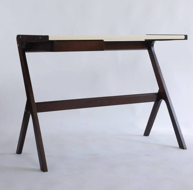 Стол письменный из массива Уно