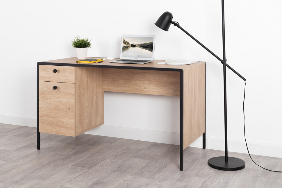 Брюс Стол письменный 12.157 Battle rock FSC Santiago / Черный