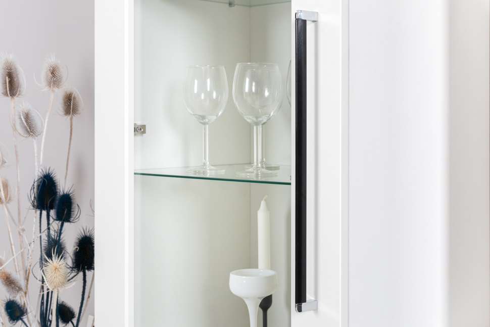 Валенсия шкаф 13.218 Белый